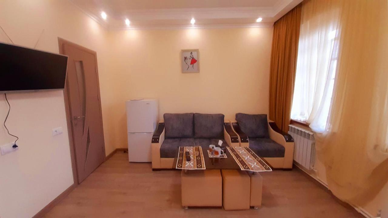 Hotel Dilijan Old Center Экстерьер фото